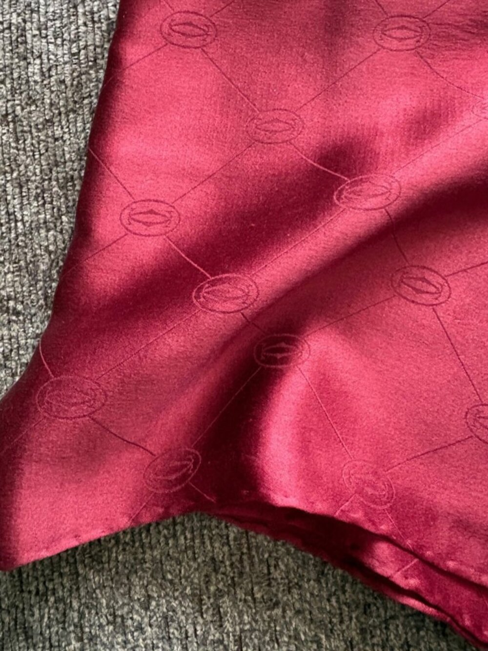 Vintage CARTIER Le MUST Neck Stole SILK Charmeuse Burgandy Double CC's Signed